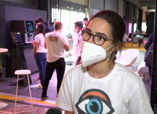 Mobile World Congress w Barcelonie: Pierwszy na świecie ekspres do kawy sterowany wzrokiem. Technologia sprawdzi się także w medycynie czy transporcie